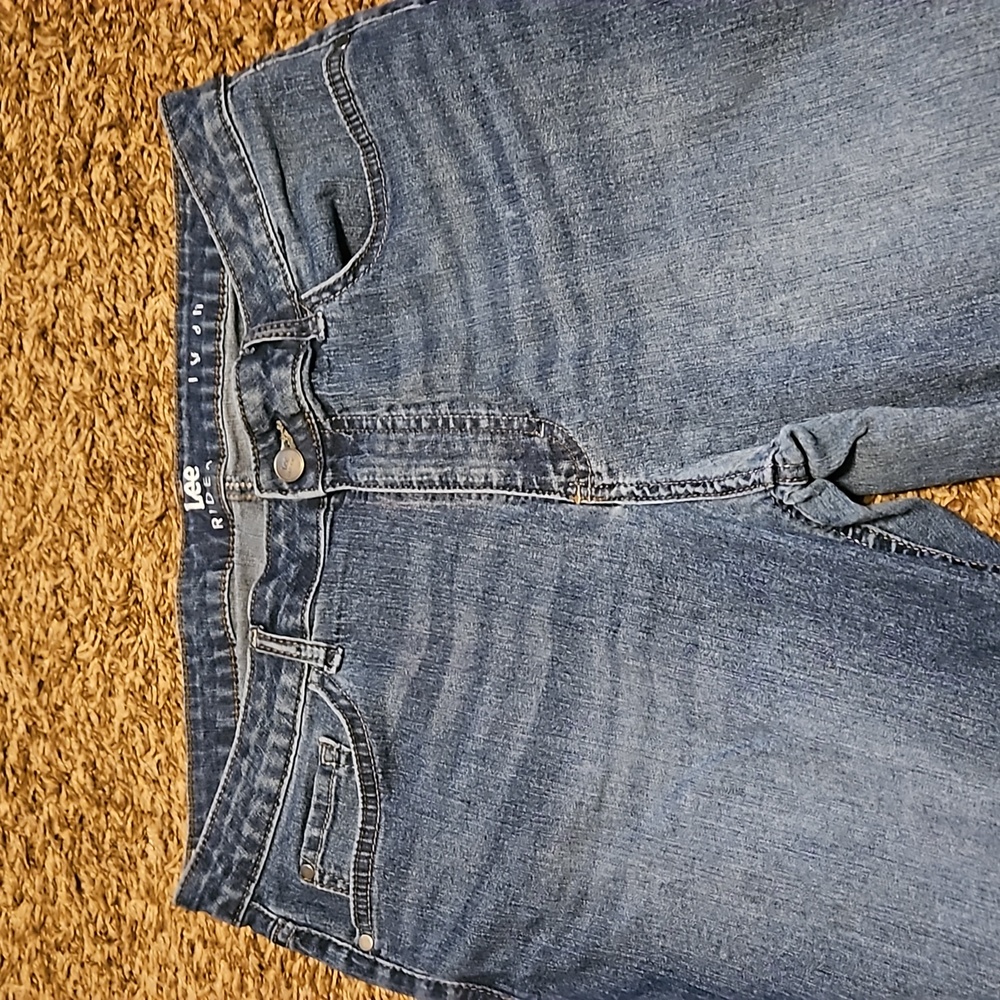 Lee Riders Capris - Picture 2 of 7